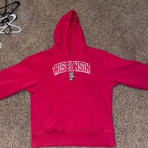 Wisconsin Badgers Sweatshirt!